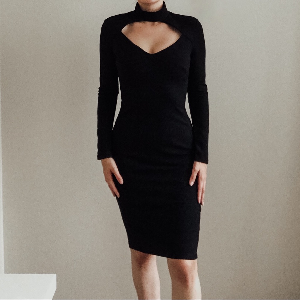 Donnée Par Dieu Black Collar Dress